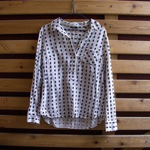 Half buttoned longsleeve